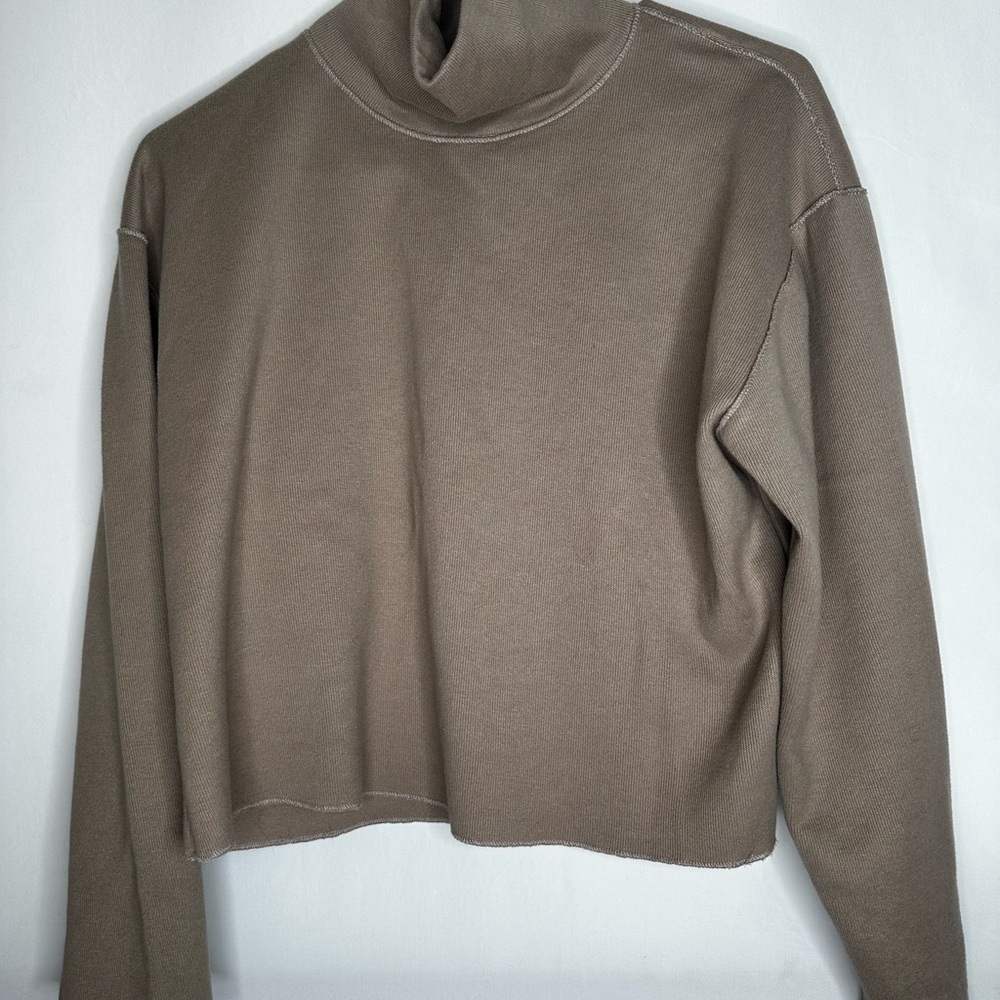 Zara Crewneck Top - Picture 2 of 4
